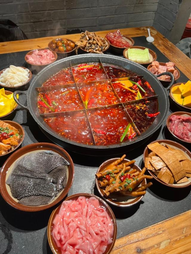 刚从重庆回来，说句大实话，能“劝”一个是一个！