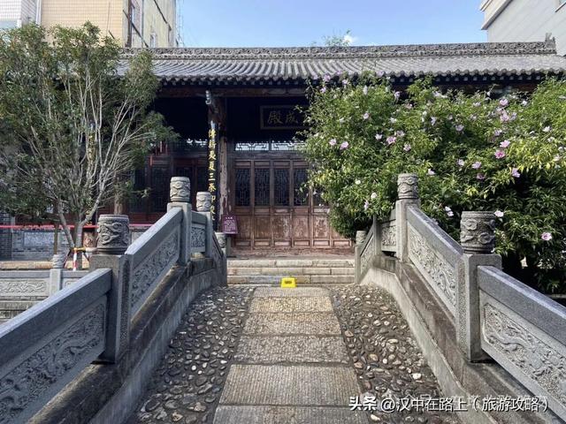 行走记：寻找《古城遗韵》里的汉中老宅院