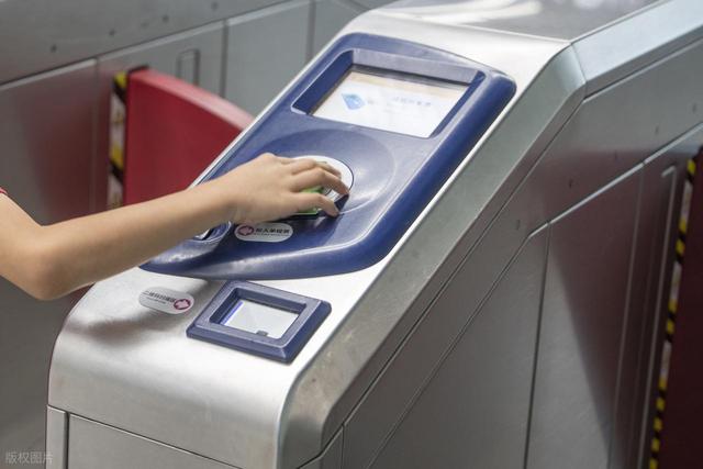 不会坐地铁？这篇文章要收藏好——第一次坐地铁全攻略