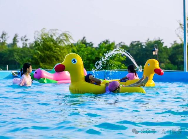 方楼森林公园：夏日乐悠悠 水上享清凉