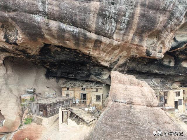 郴州的“坦”，丹霞洞穴中的独特景观，刷新你的认知！