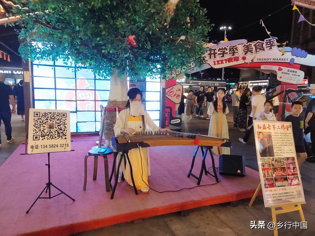 打卡北湖公园：读懂南充的文化密码与生活温度/乡行中国走进南充