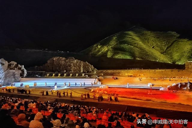 拉萨市：观看《文成公主》大型实景剧
