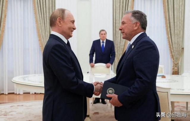 欧洲势力衰败，泽连斯基谈判破局无望，或许要向特朗普让步？