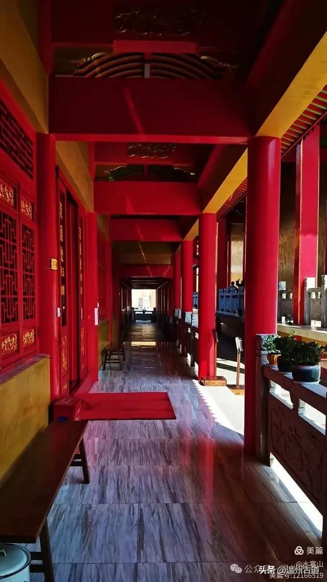 被誉为“江南小布达拉宫”！探秘浙江最大最土豪的寺院！