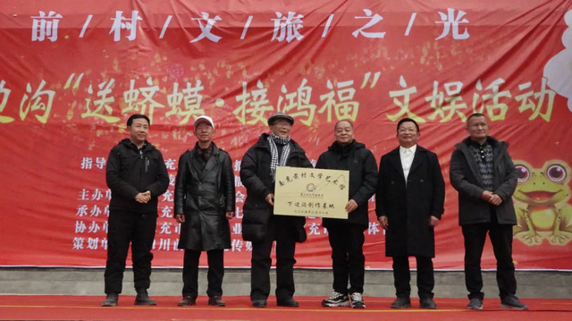 国庆节当天，南充嘉陵这条山沟逆天成了一帮文人墨客“打卡地”！