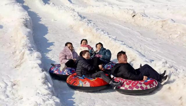 太原市大力发展冰雪经济 2026稻田雪国开门迎客
