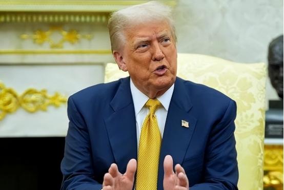 美韩达成协议！特朗普笑着喊话中国，再也不说“中国不好对付”了