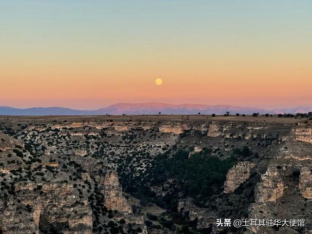 探索土耳其乌沙克：“第一之城”的奇迹之地