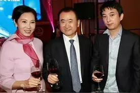 狂砸2000亿救万达于逆境，掷1亿替子还债，万达老板娘有多强图片