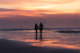 男友向我求婚，却发朋友圈说我是他的将就（完）图片