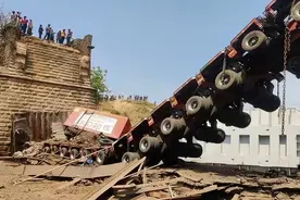 印度绕开中国向日本购变压器,谁料压垮百年大桥,事后却说中国全责图片