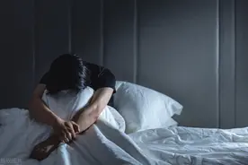 整夜睡不着，可能是这个脏腑的气血枯竭了！教你一招，补血助眠图片