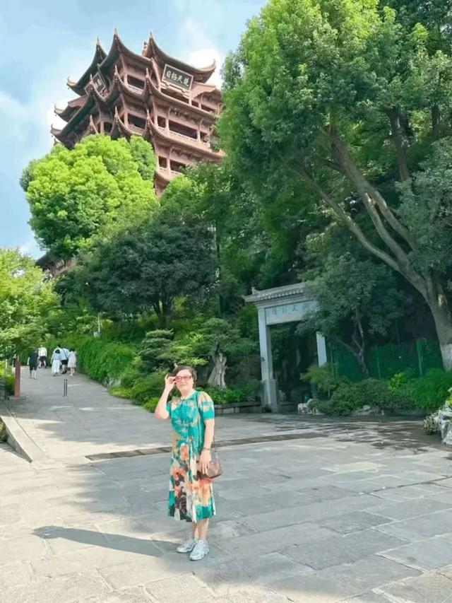 湖北行之四：游黄鹤楼 | 作者 卢秀莲