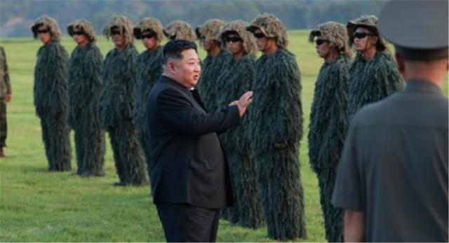 5天内金正恩做6大工作，朝鲜被美国逼到不行了，三国又兵推核战争