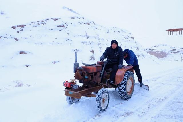 雪落阳关 温情守护