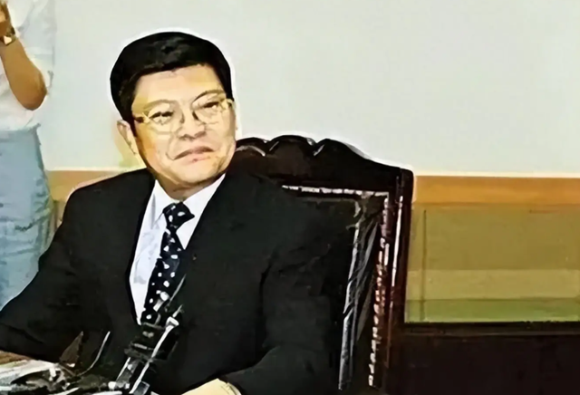 潜伏在我国高层的四大间谍，被安插在军政两界，导致我国损失惨重