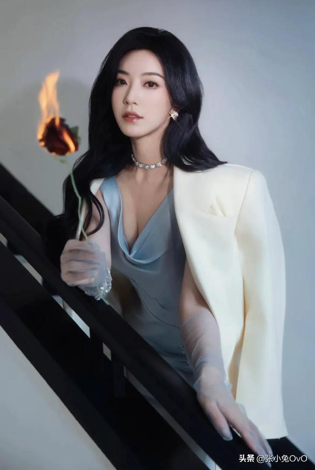 短剧演员签约经纪公司，有人顺风顺水 有人遭雪藏，顶流都选择单干