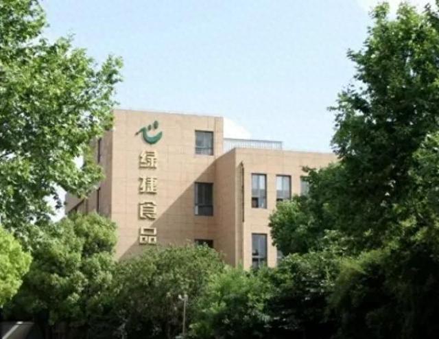 起底上海多校“发臭午餐”供应商绿捷