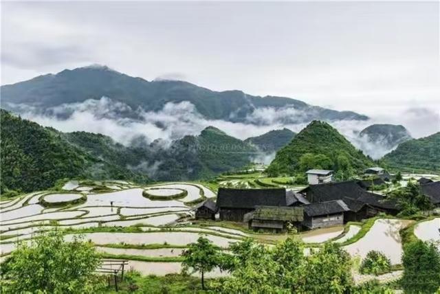 舜皇山下大庙口，醉美人间烟火秋