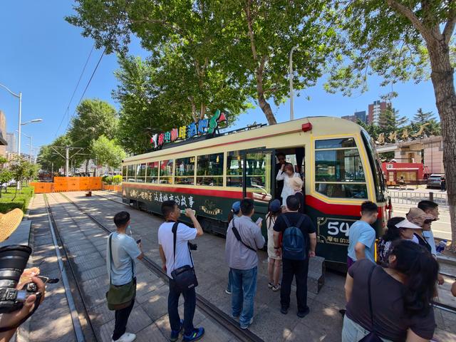 时光铁轨：一列开往长春记忆深处的电车