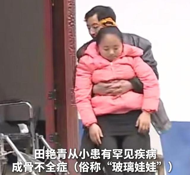 看到玻璃娃娃621分感动全网，才明白被父母赶出家门的小凯，不冤