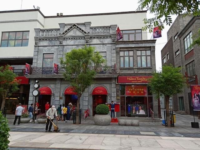 门票5折没人去，母公司血亏47亿，第一代外资网红景区彻底凉了！