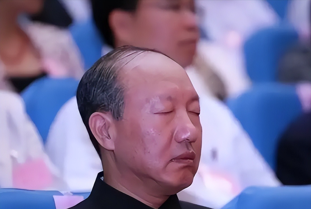 国家重拳出击！三大富商，罪行恶劣，坑惨百姓	，根本不值得原谅