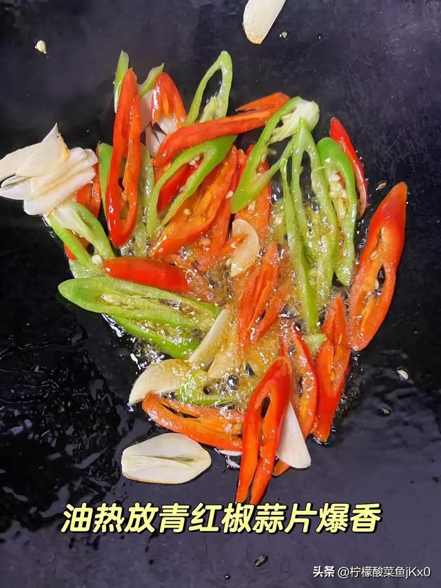 它是“天然青霉素	”，建议一周吃3次	，杀菌抗炎，增强身体免疫力