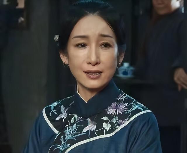 条件不符别演农村女人！全程苦瓜脸，老戏骨也带不动这个"戏混子"