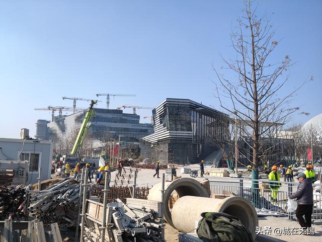 赶工热火朝天的无锡太湖湾音乐厅