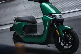 新车 | 售价5999元起/最高续航123公里，九号电摩远航家M95C+上市图片