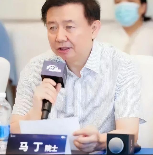 回顾：46岁女子外阴癌走了，生前洁身自好，医生：仍犯了3个错误