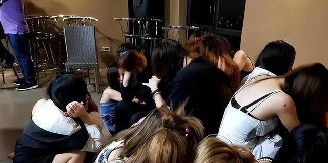 边境赌博有多可怕？女的裸体拍卖	，男的生拔指甲，远比想象中可怕