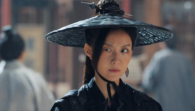 明明同一人，演完《朝雪录》演《一笑随歌》，她变丑差点认不出