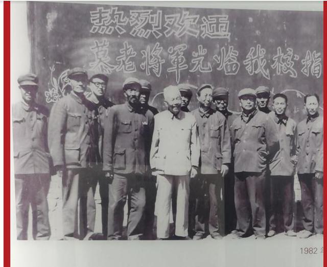 联合国认证的天路！1200公里青藏公路，中国只用七个月砸出来了！