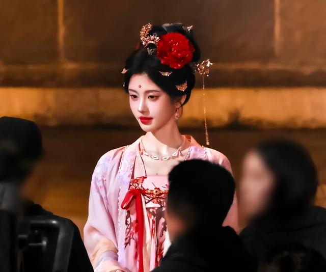 陪睡陪玩只是冰山一角！万达蒸发800亿后，王思聪再次传出大丑闻