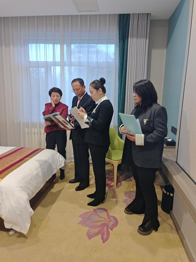 内蒙古自治区旅游饭店星评委到我市开展四星级旅游饭店评定检查工作