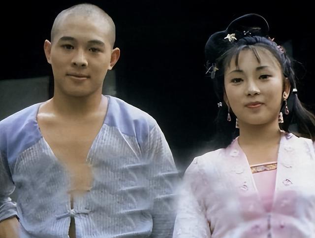 李连杰做梦也没想到，花几千万培养的女儿，竟给美国前妻做了嫁衣