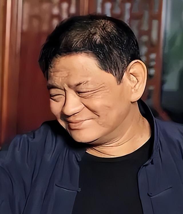 100多位情妇，包养费上亿元，9女同床却落得个凄凉下场、人财两空
