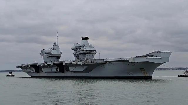 又让张召忠说中了？东拼西凑550亿建的2艘航母，如今彻底成为累赘