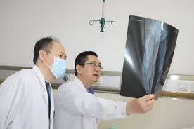 从修筋正骨到无“微”不至——平阴县中医院守护患者“骨”健康图片