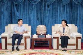 卢红李庆会见中国移动咪咕公司董事长沈文海重庆公司董事长夏泳图片