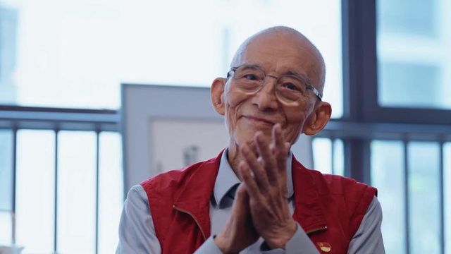 陪玩陪睡只是开胃菜，袭警、舔手指、集体嫖娼，背后的事捂不住了