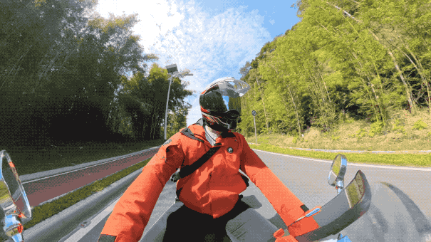 影石Insta360 X4 Air首发评测：2399元起，掀全景相机大众化元年？