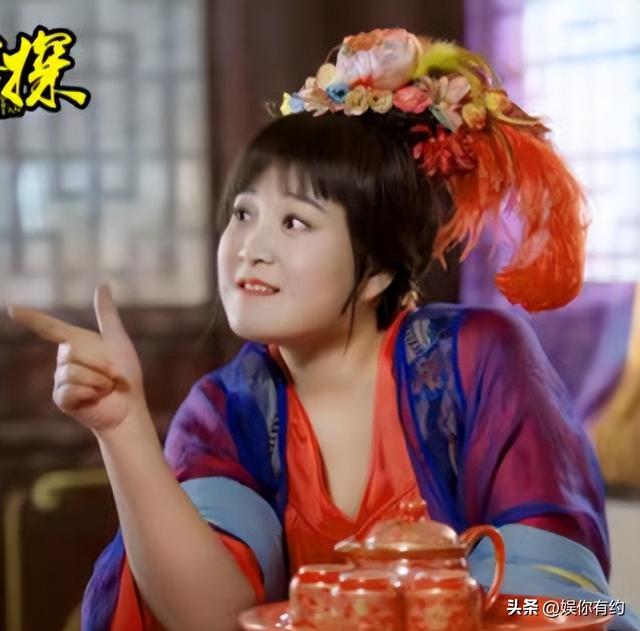 退出春晚、被综艺“开除”，43岁贾玲近况曝光	，走路喘息声明显