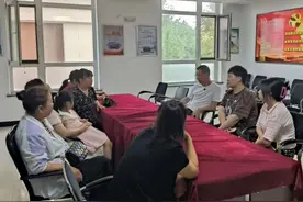 皇姑区舍利塔街道延河社区：实干纾民困，周六不打烊图片
