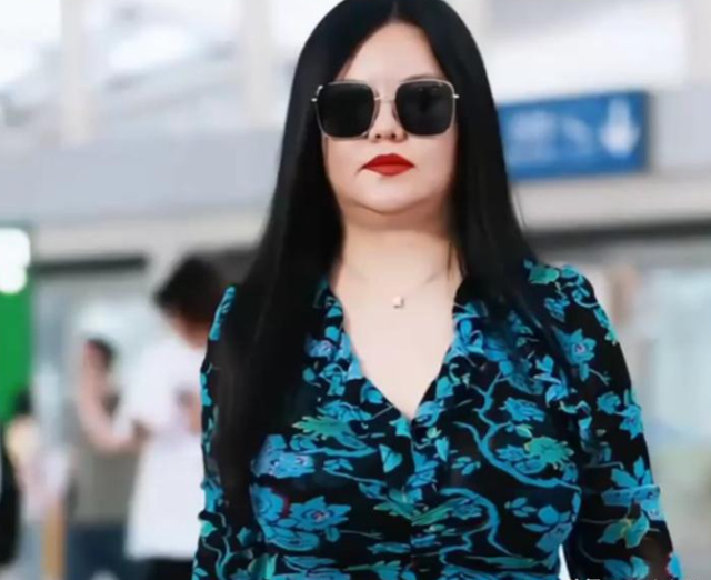 离春节还不到30天	，4位名人相继翻车，没一个值得同情，个个离谱