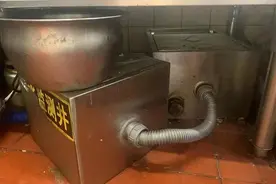 电梯井积水异味严重？“居商共治”破难题、解心结图片