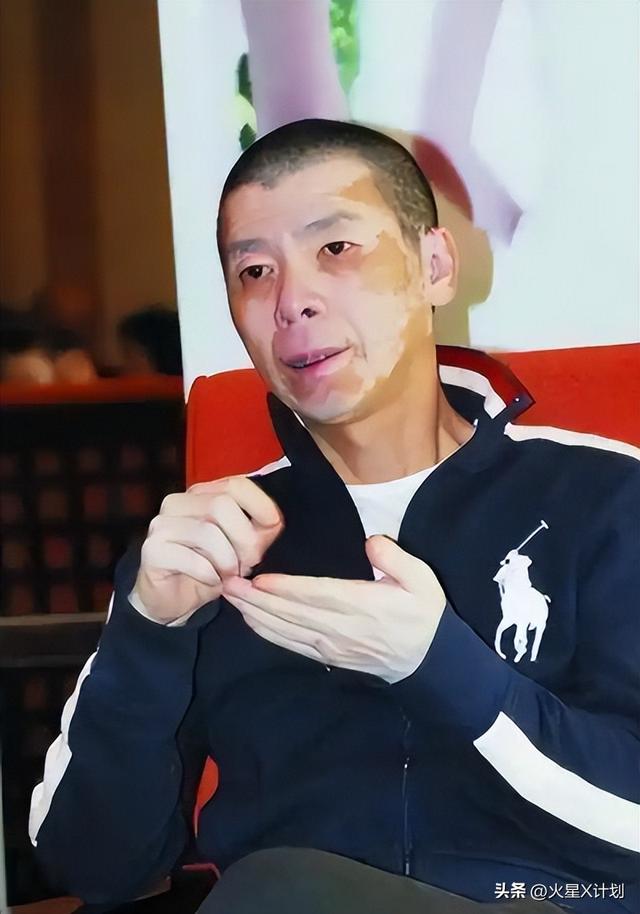 善恶终有报！58岁被曝离婚传闻的徐帆，终究躲不过“反噬”的因果